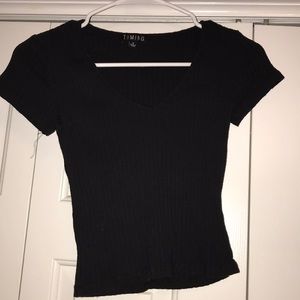 BLACK CROP TOP
